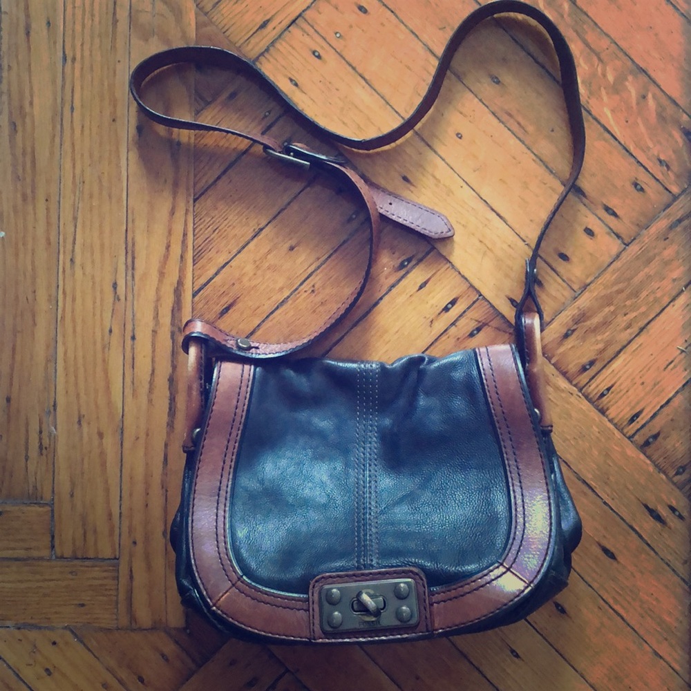 Fossil purse